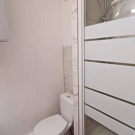 Studio Cabine 4 Pers, Pkg Prive, Proche L'ile De Loisirs アパート *